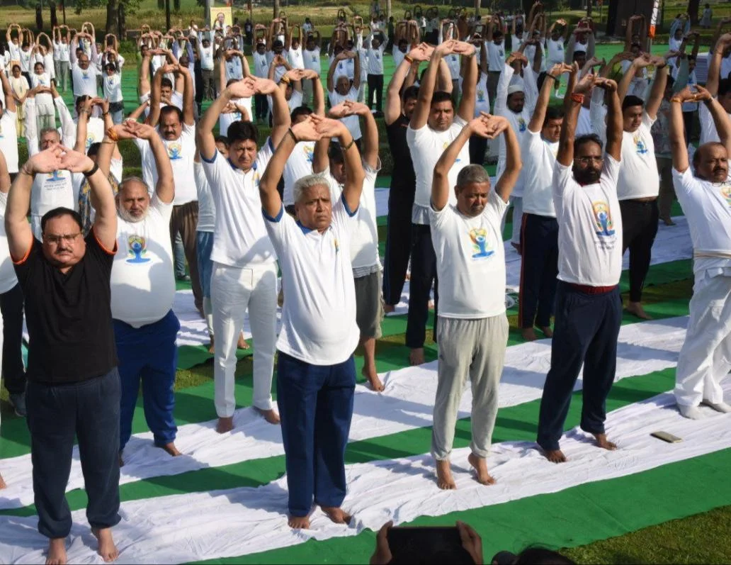 योग के माध्यम से मस्तिष्क और शरीर का संगम होता है: अरूण सिंह