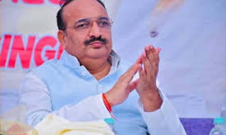 किसानों के हित में सरकार का ऐतिहासिक निर्णय: दिनेश प्रताप सिंह