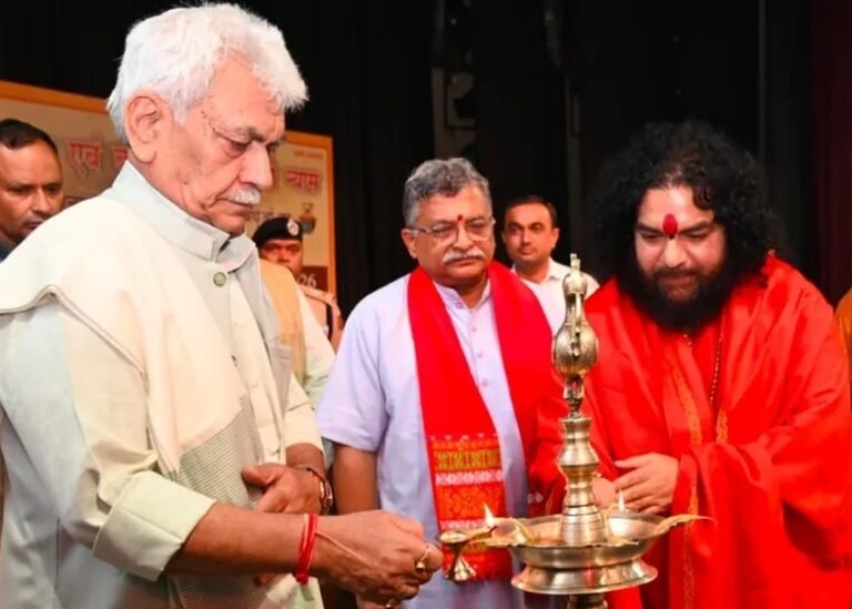 जम्मू-कश्मीर में शुरू हुई बुद्ध अमरनाथ यात्रा