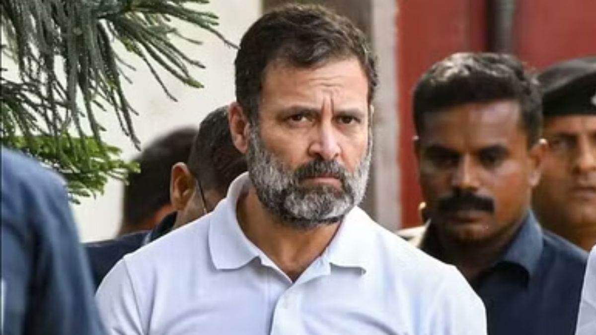पैलेट गन मामले पर राहुल गांधी का धरना, संसद मार्ग थाने पहुंचे