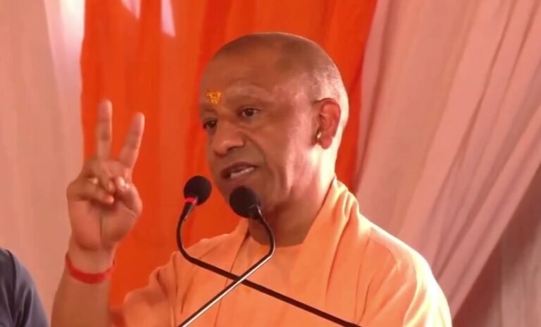 CM योगी का सख्त एक्शन! लेखपाल-कानूनगो-तहसीलदार को निलंबन की चेतावनी”