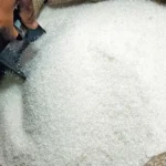 चीनी के बढ़ते दाम पर केंद्र सख्त, जमाखोरी और कालाबाजारी पर कार्रवाई