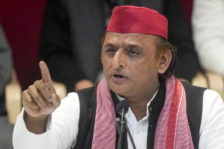“BJP बनी भारतीय जमीन पार्टी!” अखिलेश यादव का बड़ा हमला