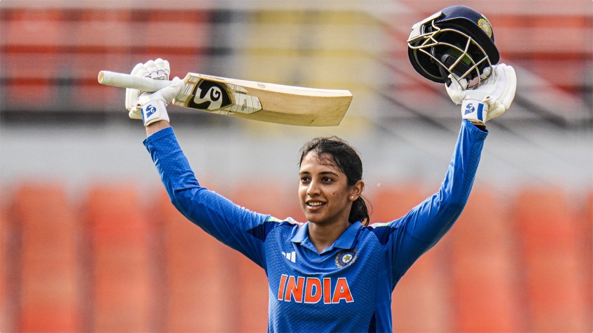 स्मृति मंधाना का World Record! 11,000 International Runs पूरे