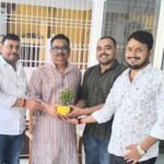 PHD Coursework व्यवस्था को लेकर कुलपति से मिले शिवम पाराशर, शिक्षाविदों का किया सम्मान