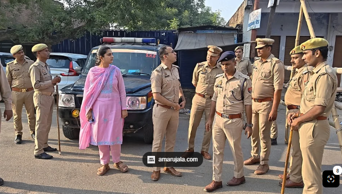 आगरा शिक्षक MLC चुनाव में बड़ा एक्शन! तीन बूथों पर दोबारा मतदान, भारी पुलिस बल तैनात