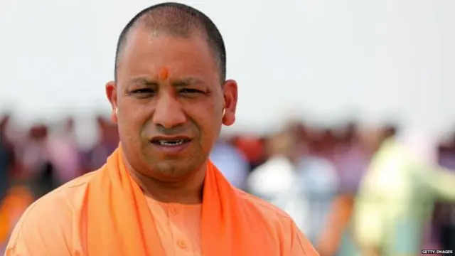 योगी सरकार की योजना से बदली ममता की जिंदगी! मिट्टी के कुल्हड़ बेचकर ₹2 लाख सालाना कमाई
